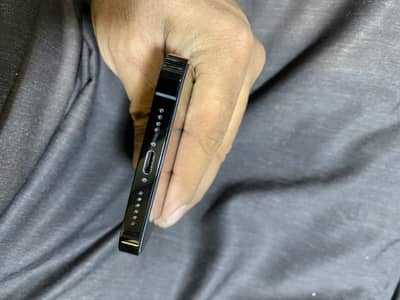 14pro max 256 gb100 batry health 10/9.5 condition water pack