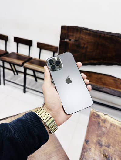 iPhone 13 pro 128gb/- Official pta bh 92 10/10 condition :-