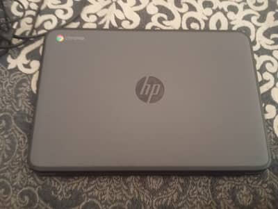 Chromebook just like a new condition 10 by 10