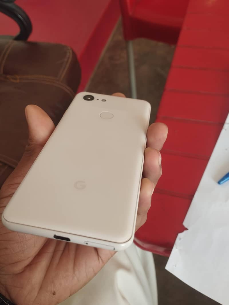 Google Pixel 3 0