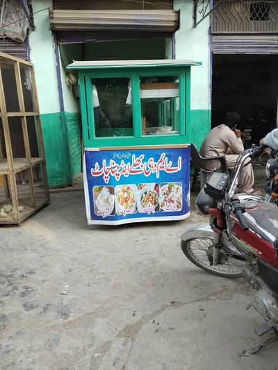 good looking food stall 03035259922