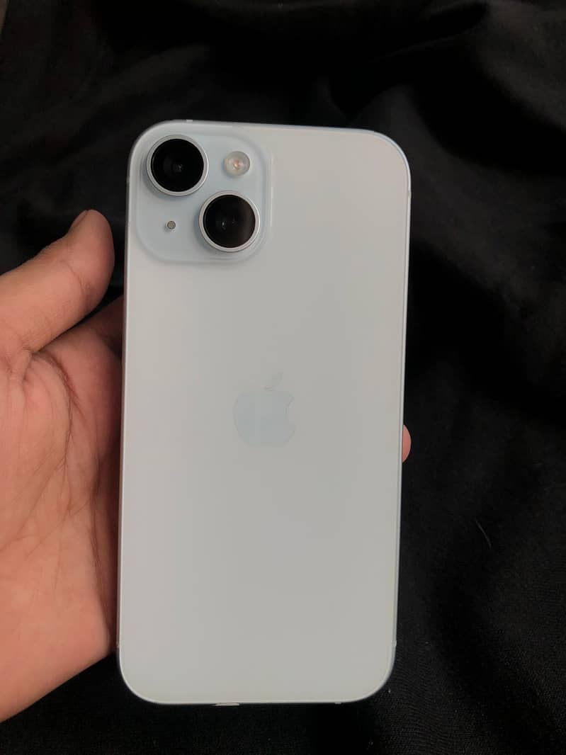 Apple iPhone 15 5