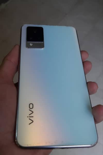 vivo V21