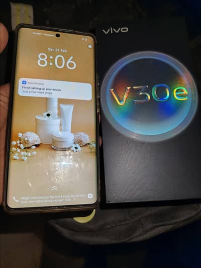 Vivo V30E Brand New a one All Ok Condition 10/10 one hand use only