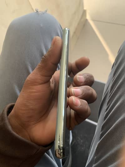 Sale for mobile vivo y17 8/256 gb 10/9 condition number  031945234