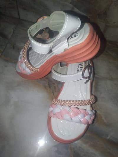 Cute & Stylish Girls Sandals (6 Years) – Brand New – Party Wear & Cas