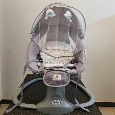 Baby swing for sale | Mastela brand 3 in 1 | Clean & Comfortable item