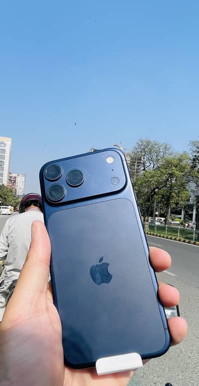 Apple iPhone 17 Pro Max 256Gb LLA Deep Blue Non active