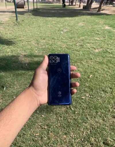 Motorola one 5G 4/128