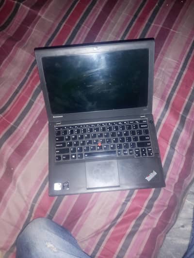 Lenovo Thinkpad model x240