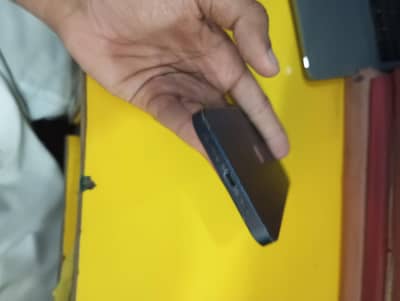 iphone 12 (2 month sim time)