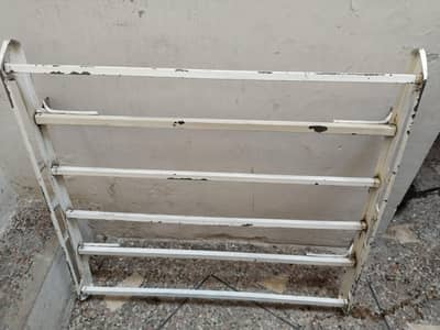 Gari k chatt ka janghla