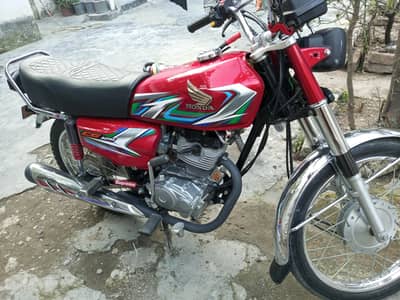 Honda 125 2023 model 100/100 All ok New Ha Islamabad Number 2299 ha