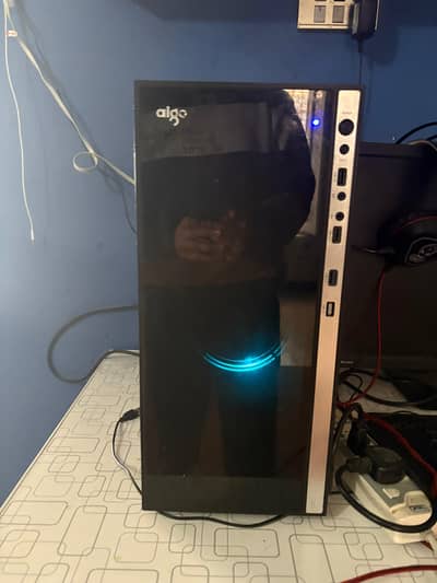 Budget Gaming PC - i7 (8 Threads) | RX 580 8GB | 16GB RAM | SSD+HDD