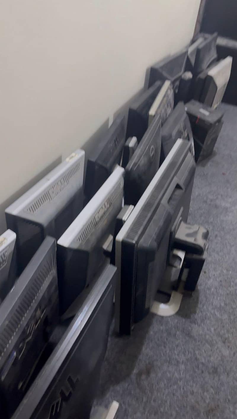 Computer in bulk quantity 1