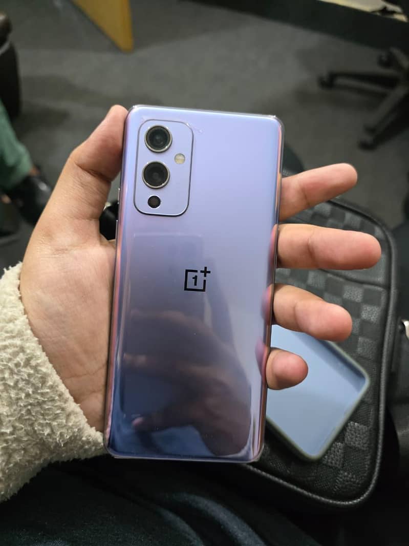 OnePlus 9 5