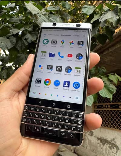 blackberry keyone