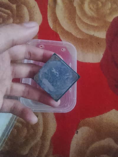 Ryzen 3 2200g (Used}
