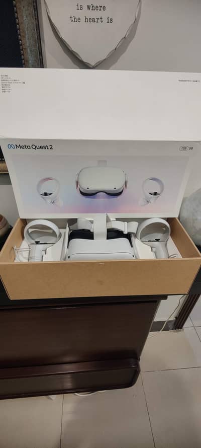 Oculus Meta Quest 2 - VR Headset Console