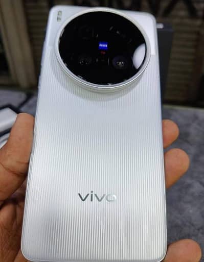 vivo x200 ultra 16/512 GB 03214883794 my WhatsApp number