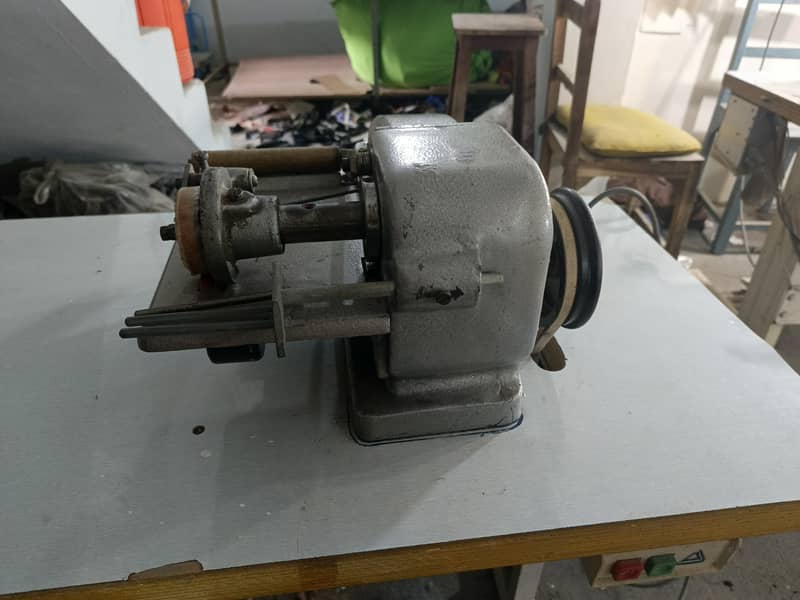 Strap cutting machine 1