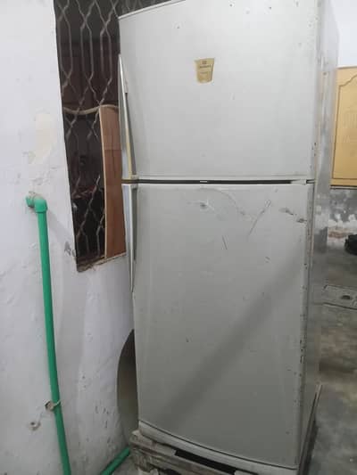 dawlance full size refrigerator for sale good condition