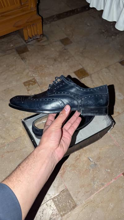 Zara Men’s Deep Navy Oxfords – Size[eu-45]