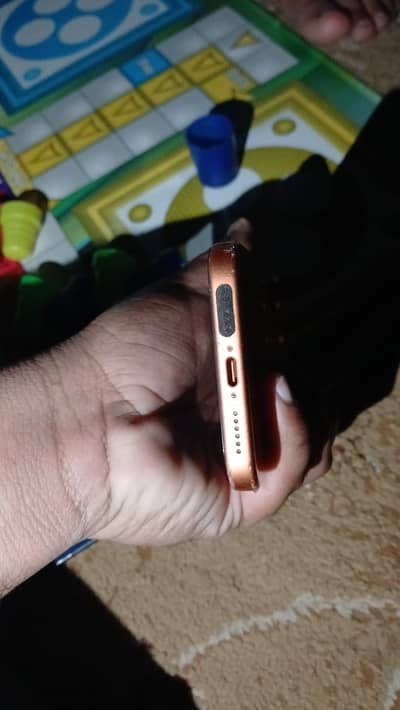 I phone 17 pro max jv