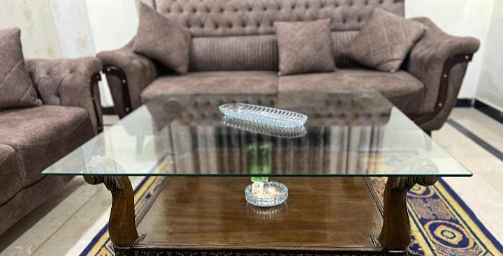 7 seater with Table 5