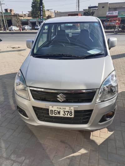 Suzuki wagon R 2017 model
