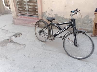 Bicycle in good condition      سائیکل اچھی حالت یں