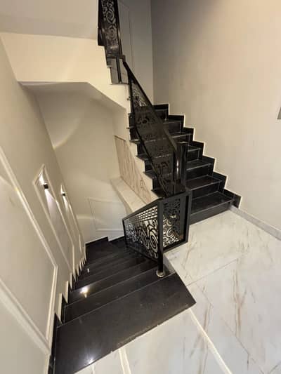 5Marla full house brand new for rent park view city Lahore