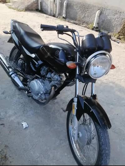 YAMAHA YB 125Z Bike for sale