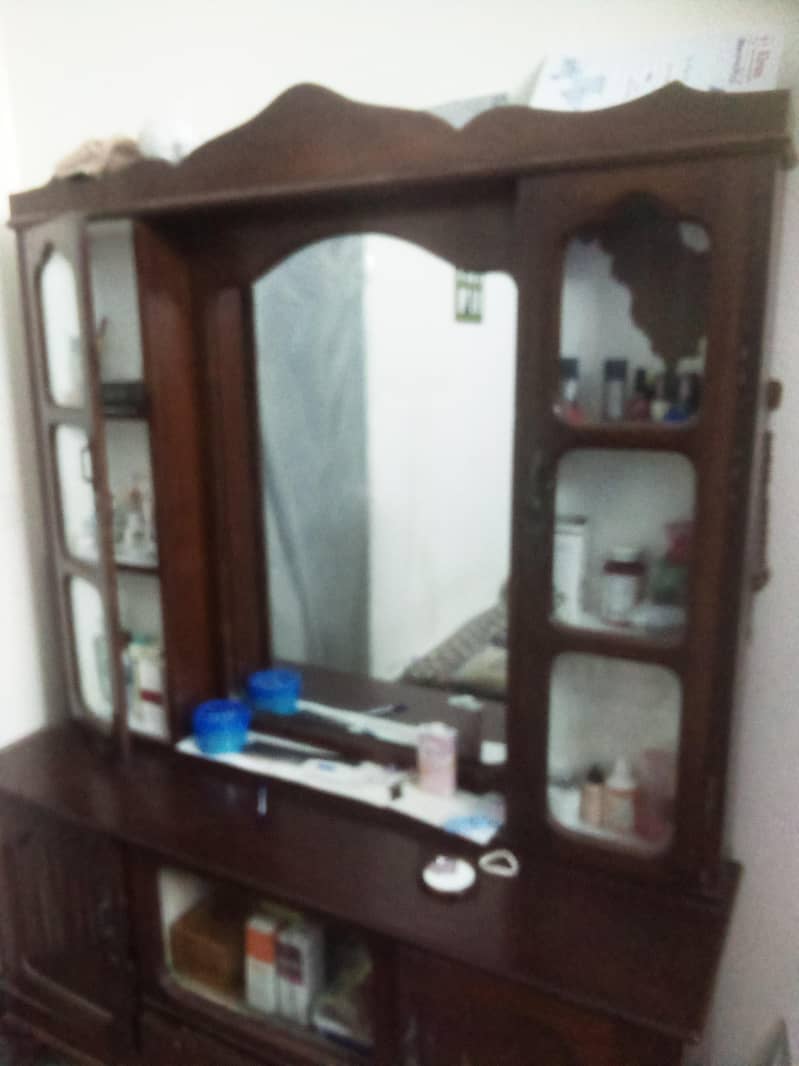 Dressing table 1