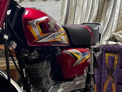 showrom condition urgnt sale need money  0/312//05 /05/ 471