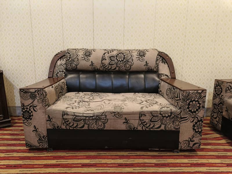 Sofa set 0