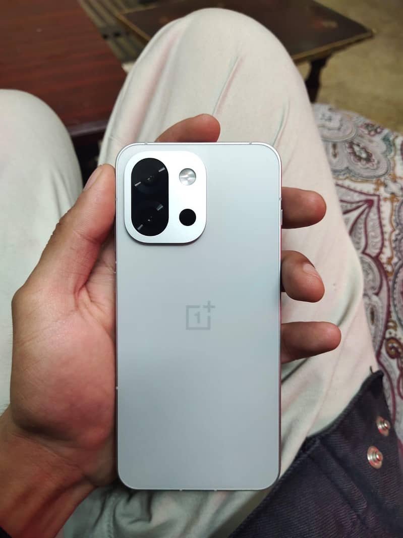 Oneplus 13t 0
