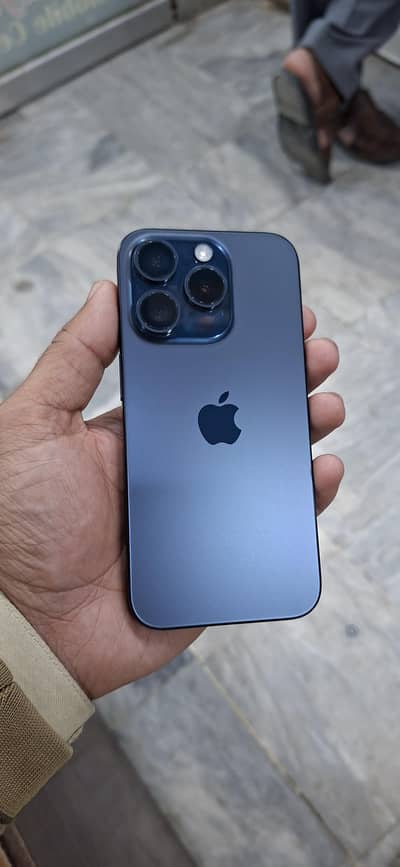 I am sale iPhone 15pro 256gb non pta
