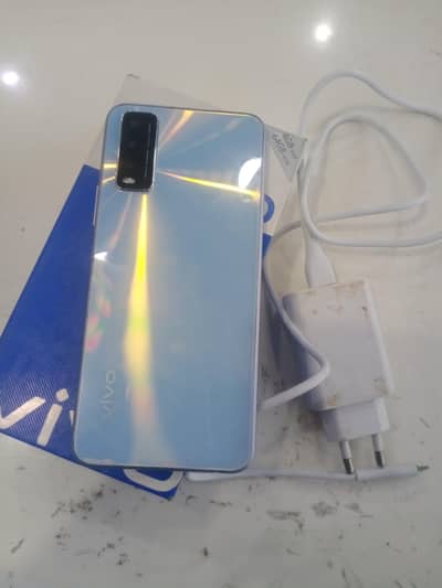 vivo y20 4/64 all ok box charger available just glass change