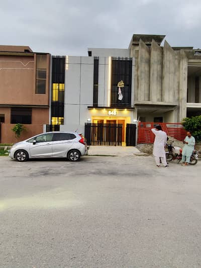 5 Marla Park Facing On 100 Feet Road Brand New House Available For Sale In Faisal Margalla City FMC