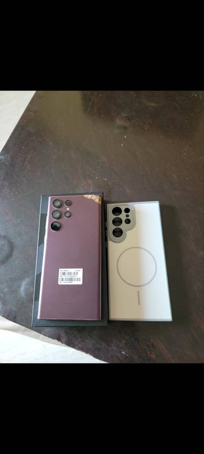 Samsung S22 ultra with box