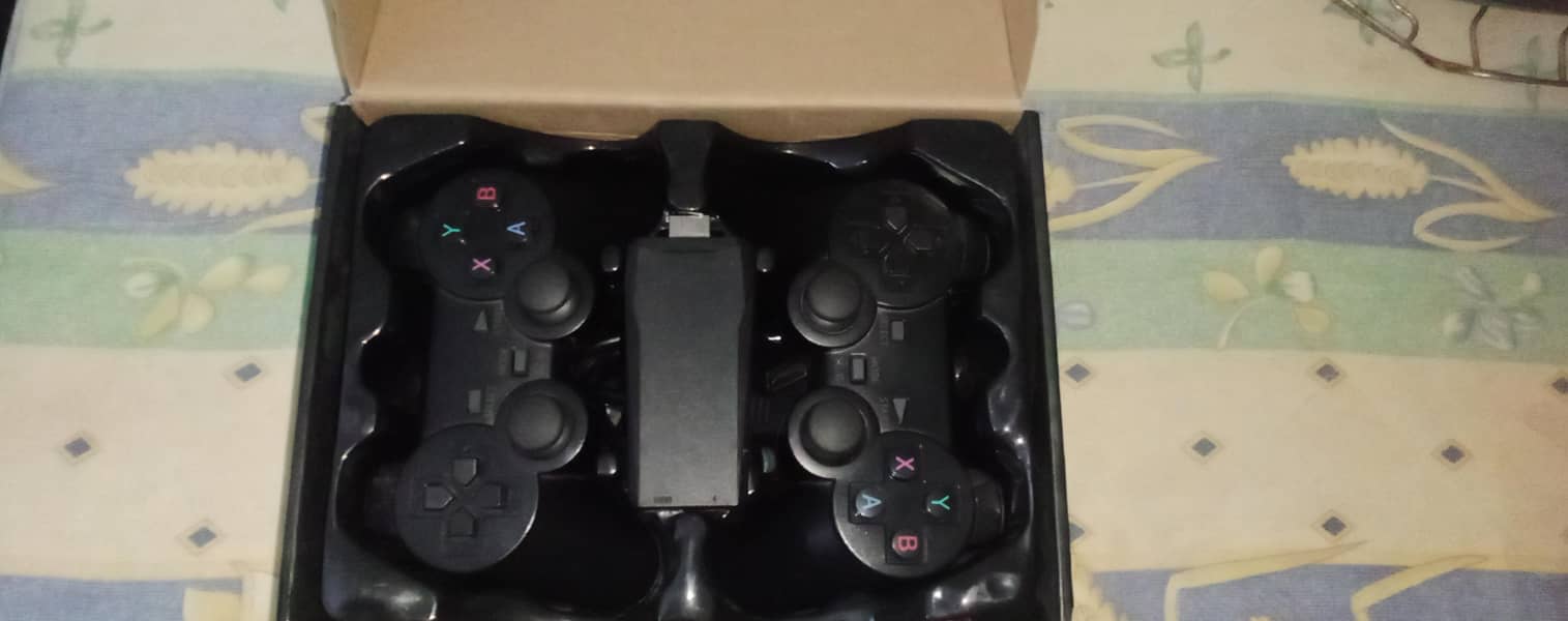 2.4g wireless controller gaming console 1