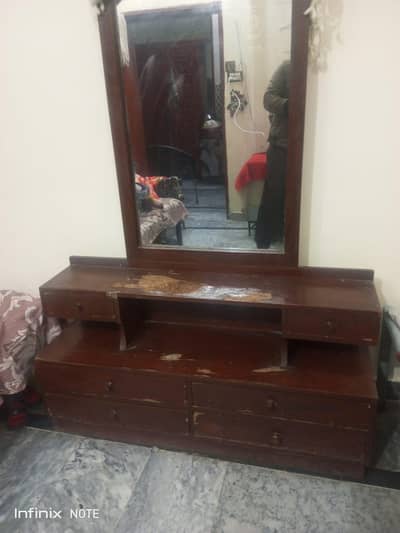 Wooden Dressing Table