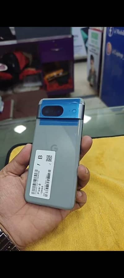 mujhe Infinix note 40 ka boerd chahiye agr kisi k pas he to rabta kry