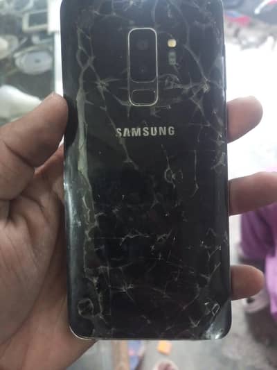 Samsungs s9 plus parts