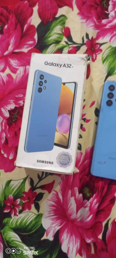 Samsung A32 6gb 128gb with box excellent result and timing