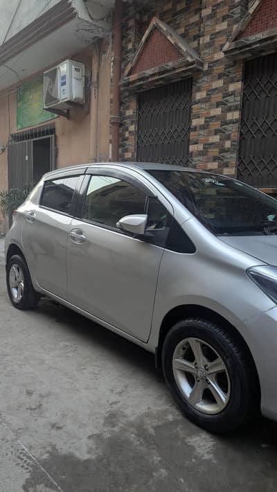 Toyata Vitz 2011/14