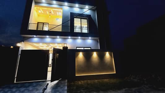 Corner Multan Public School Road 5 Marla House Up For sale