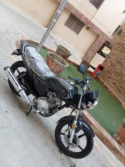 Yamaha aybr 125 z dx