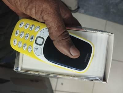 Nokia 3310 with box